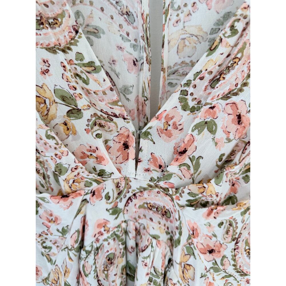 Aura Boho Maxi Dress in a cream and peach paisley floral pattern-Size M - Picture 12 of 13